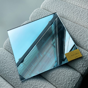 Lastra di <span class=keywords><strong>Vetro</strong></span> a Specchio Rettangolare Argentata HD Trasparente Grezza per Lavorazione Profonda, Costruzione, Ingrosso, OEM, Misure Personalizzate - Product Image 1