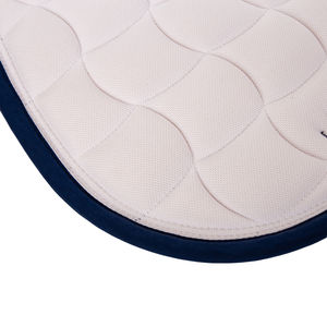 Fournisseur équestre en gros, logo personnalisé, tapis de selle de saut d'obstacles en daim bleu marine matelassé - Product Image 6