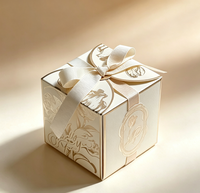 Boîte cadeau carrée élégante à motifs floraux, avec ruban décoratif, pour bonbons et chocolats, idéale pour les fêtes de mariage