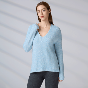 ผู้ผลิตเสื้อถักไหมพรม เสื้อไหมพรมคอวีทรงหลวม สีฟ้าอ่อน สไตล์ลำลอง สำหรับผู้หญิง ฤดูใบไม้ร่วง ฤดูหนาว แบบสั่งทำพิเศษ - Product Image 3