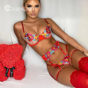 女性用刺繍花柄レッド3ピースセクシーエロティックレースナイトウェアランジェリーセット - Product Image 5