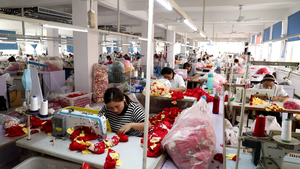 Jouet de souris de style moderne pour animaux de compagnie jouet interactif avec baguette en plumes souris en peluche de couleur aléatoire pour chats - Product Image 6