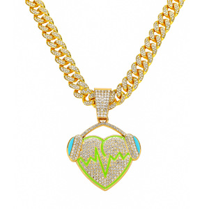 Collar con Colgante de Auriculares con Diseño Innovador y Personalizado Estilo Hiphop con Corazón, de Aleación, para Hombre, Joyería de Moda, Novedad 2026 - Product Image 6