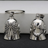 Nouveau porte-clés vintage en alliage tendance pour moto, pendentif aile et clochette, collier chaîne en bambou, anneau de suspension pour voiture