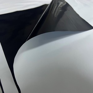 10 "X" نمط باندا أبيض وأسود قابل للتخصيص قولبة بنفخ البولي ثين والبلاستيك الزراعي - Product Image 1