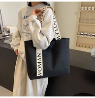 Sac fourre-tout en toile de grande capacité, motif dessin animé, couleur ivoire beige noir, avec logo personnalisé et poignée en sangle