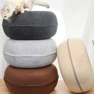 Cama para Gatos de Diseño Moderno para Decoración del Hogar, con Aislamiento Térmico para Invierno, de Fieltro, de Hebei - Product Image 1