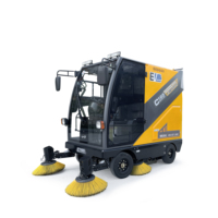 Machine électrique de nettoyage de rue à quatre roues entièrement fermée 48v balayeuse de sol avec moteur de brosse principale en terres rares