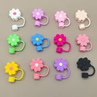 Embouts de paille en silicone de Noël à motif de dessin animé, breloques 3D, couvre-paille mignon, capuchon de paille, bouchon anti-poussière de style dessin animé
