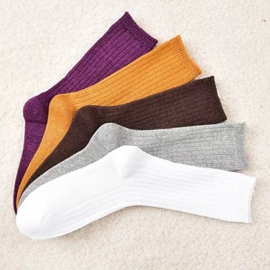 Chaussettes mi-hautes de haute qualité pour filles, tube moyen vertical, mode, fil épais doré et argenté, chaussettes de loisirs 2025 - Product Image 3