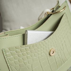 Nuevo diseño, cadena grande verde, cierre de modelado, <span class=keywords><strong>Revista</strong></span> de Comercio, bolsos informales para <span class=keywords><strong>mujer</strong></span>, bolsos de mano para <span class=keywords><strong>mujer</strong></span> - Product Image 4