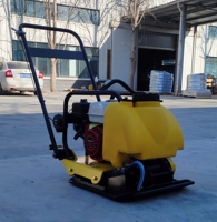 Compacteur de plaque de haute qualité STP90 83kg poids 5.5HP puissance 13kN Force excitante main Mini rouleau de route pour Offre Spéciale