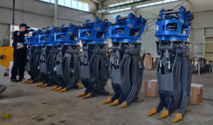 Мини-экскаватор с вращающимся гидравлическим камнем - Product Image 4