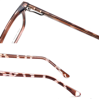 Montures Tendance pour Hommes, Lunettes Plates Adaptées à la Myopie, Monture de Lunettes en Métal Fashion, Carrées avec Lettre, Vente en Gros