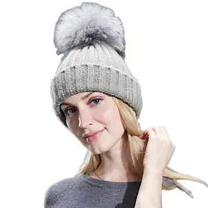 Gorro de punto con pompón grande para mujer, gorro de lana con pompón de pelo, para fiesta, cálido, para vacaciones, Invierno