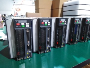 ราคาเครื่องแกะสลักไม้แบบเฟสเดียว 220V 400W 3000RPM พร้อมไดรเวอร์แกนหมุน RS485 แรงบิด 1.27N ของโรงงานซิเฮง มอเตอร์ แฟคทอรี่ - Product Image 3
