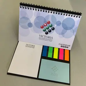 Kreativer spiral gebundener druckbarer Tisch kalender mit Haft notizen