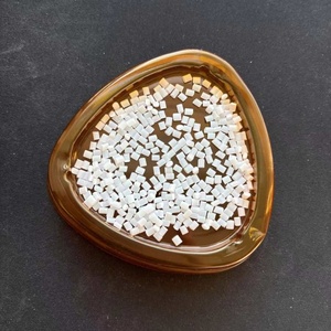 HIPS HP825 granules de polvstyrène à impact élevé de qualité de moulage par injection granules de plastique de hanches - Product Image 2