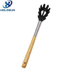 Servidor de Pasta de cuchara de <span class=keywords><strong>espagueti</strong></span> de silicona antiadherente de cocina de lujo de alta calidad con utensilios de mango de madera duraderos para servir Pasta - Product Image 3