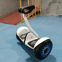 Fabricant de voiture d'équilibre électrique à deux roues scooter sans fil et application contrôle intelligent hoverboard auto-équilibré avec guidon