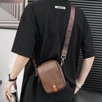 Tas Dada Kompak Pria Ukuran Kecil Ringan Tas Selempang untuk Ponsel Dompet Kartu Penggunaan Sehari-hari Luar Ruangan