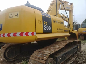 Komatsu-Excavadora sobre orugas usada en Japón 2017-2024 31200kg 1.4cbm, motor y bomba a la venta - Product Image 2