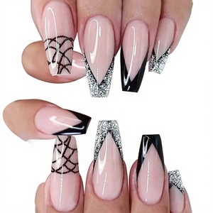 Uñas Postizas Francesas con Diseño de Piel de Serpiente, Color Negro y Rosa, Lujosas, Largas, Tipo Ballet, Uñas Postizas con Acabado de Manicura - Product Image 1