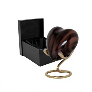 Urne souvenir coeur pour cendres humaines honorez votre bien-aimé avec urne coeur imprimé en bois avec support en or en laiton urne commémorative sac gratuit - Product Image 1