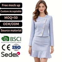 Ensemble deux pièces en tweed bleu pour femme, veste sans col avec boutons perlés, jupe mini à volants, costume de bureau élégant, tenue de printemps tendance