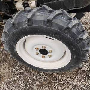 La Chine a fait Lovol M604 60hp tracteurs agricoles à vendre pas cher 130hp 4*4 tracteurs agricoles voiture prix bas - Product Image 6