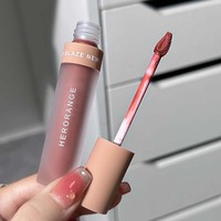 Brillo Labial Mate HERORANGE Velvet, Color Blanco Rojizo, Resistente al Agua, Duradero, No se Pega Fácilmente al Vaso, Tamaño Regular, Económico