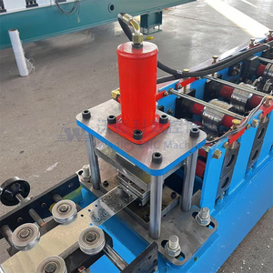 Machine de formage de rayonnages en acier galvanisé Wadley, dernière conception, pour la fabrication de colonnes et poutres de rayonnages de supermarché - Product Image 2