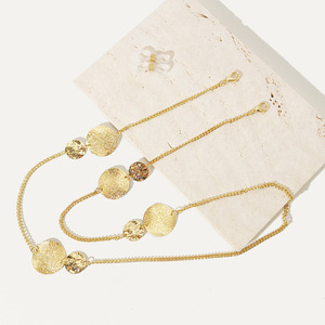 <span class=keywords><strong>Bijoux</strong></span> mode perles plates chaîne de <span class=keywords><strong>lunettes</strong></span> de soleil à maillons cubains chaîne de <span class=keywords><strong>lunettes</strong></span> vintage élégante en métal chaîne de <span class=keywords><strong>lunettes</strong></span> <span class=keywords><strong>cordon</strong></span> de <span class=keywords><strong>lunettes</strong></span> - Product Image 3