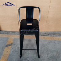 Chaise de bar moderne en fer noir, élégante, empilable, robuste, pour extérieur, hôtel, salon, banquet, événement, fête