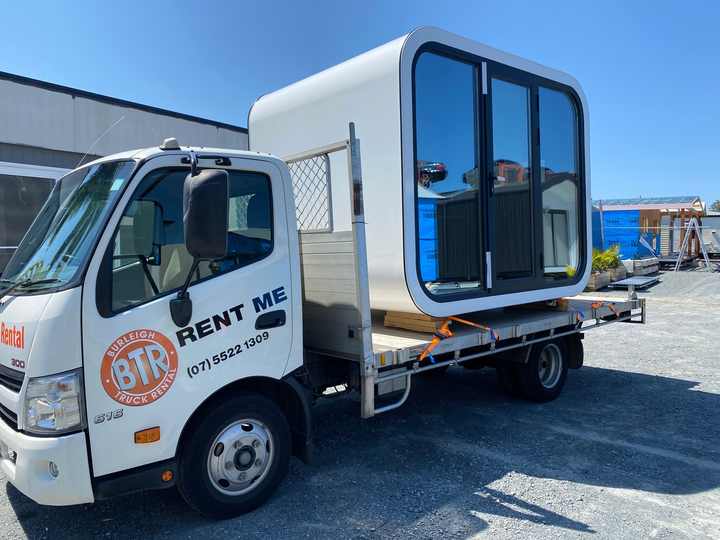 Movable Modern Working Pods - Solar Powered Garden Offices