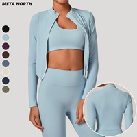 Veste de Pilates Chic Personnalisée avec Logo pour Femme, Col Montant, 78% Nylon 22% Élasthanne, Respirante, Coupe Ajustée, pour l'Entraînement (Vente en Gros)
