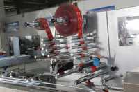 Machine de conditionnement JY-L1000 barre de chocolat de machine d'emballage alimentaire du remplissage 9.5kw rapide automatique