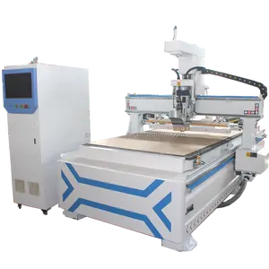 جهاز توجيه cnc 1325atc آلة قطع نحت الخشب ثلاثية الأبعاد ، آلات النجارة مع مبدل أدوات خطي أو دائري