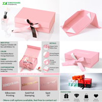 Boîtes cadeaux pliantes en carton rigide magnétique personnalisées de luxe avec logo sur mesure et fermeture à ruban pour robe de mariée