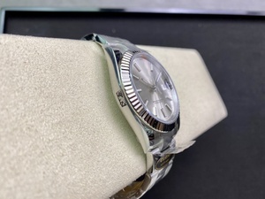 Reloj Mecánico de Super Calidad, Resistente al Agua, 41 mm, Acero CFactory 904L, Movimiento 3235, 126-334, Correa de Lujo Blanca - Product Image 4
