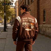 Blouson de coach de course pour hommes en gros, marron, à blocs de couleur, imprimé graphique vintage, logo personnalisé, col montant, style streetwear décontracté