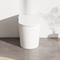 S035 Toilette intelligente moderne pour hôtel avec cuvette allongée, télécommande, siège chauffant, fixation au sol, drainage S-trap/P-trap, en céramique