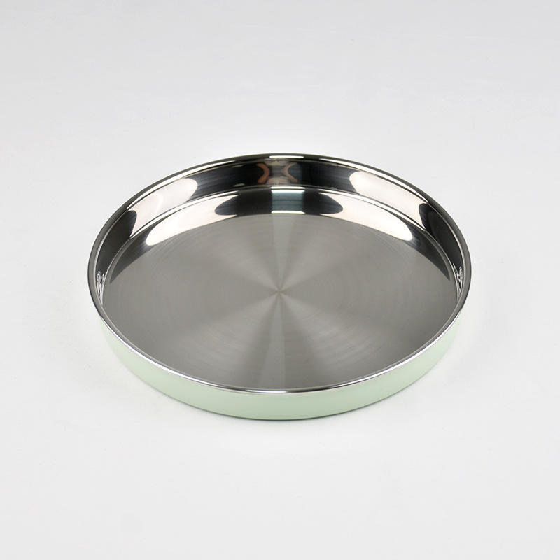 สีเขียวอ่อน