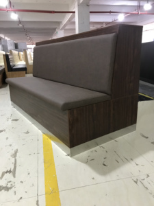 Panel Kayu Modern Bentuk U untuk 4/6/8 Orang, Tempat Duduk Booth Restoran & Klub Malam untuk Food Court & Mal - Product Image 3