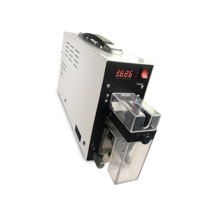 Machine à dénuder les fils électriques réglable pour une préparation parfaite des extrémités des fils (dénudage de demi-bande et de bande complète) - Product Image 4