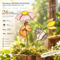 Vente en gros de attrape-soleil en verre teinté personnalisé, motif souris et lune, style Art Déco, fait main, ornement suspendu pour fenêtre, décoration maison et jardin