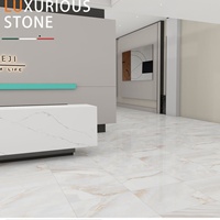 Carreaux de céramique texturés en onyx crème poli de luxe 600x600mm, carreaux de sol brillants antidérapants pour hall, salle de bain, centre commercial et bar KTV