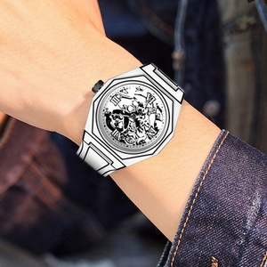 นาฬิกาข้อมือผู้ชายซิลิโคนแท้ แบรนด์ดัง ดีไซน์ลายการ์ตูนญี่ปุ่น ระบบควอตซ์ กันน้ำ สำหรับผู้ชาย รุ่นใหม่ - Product Image 2