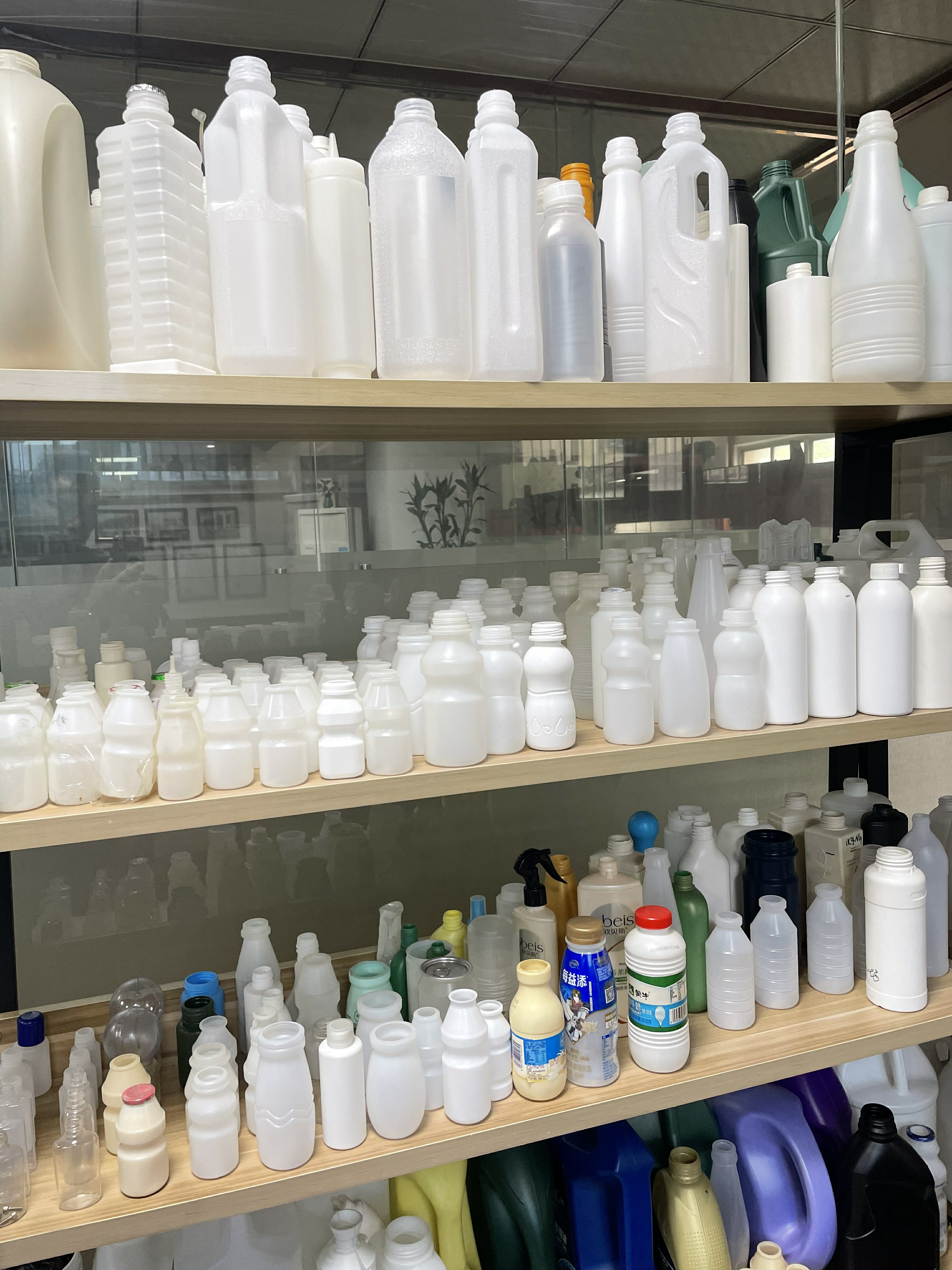Hdpe Extrusion Blow Molding Machine For Plastic Milk Yogurt Bottle Making