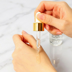 Veganes Anti-Falten Gesichtsserum mit Straffenden Peptiden Hebt Erschlaffte Augenlider und Glättet Feine Linien Effektiv - Product Image 3